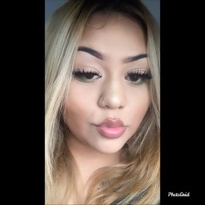 Meet your Posher, Anahi